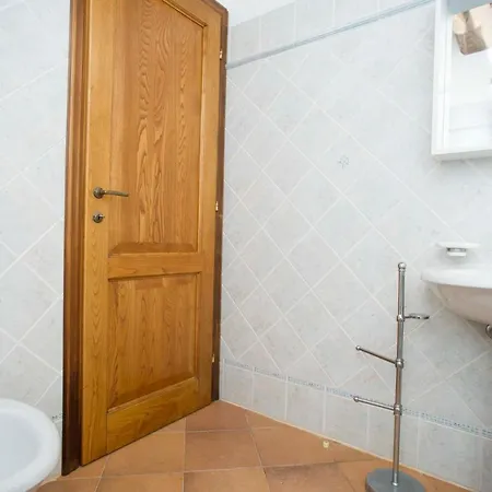Residenza La Scogliera Di Rio Albano Apartament