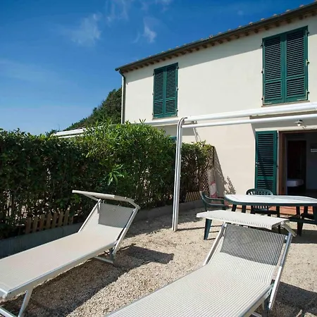 Residenza La Scogliera Di Rio Albano Apartamento *