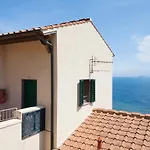 Residenza La Scogliera Di Rio Albano Lägenhet *