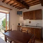 Residenza La Scogliera Di Rio Albano Lägenhet