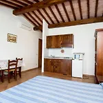 Residenza La Scogliera Di Rio Albano Lägenhet