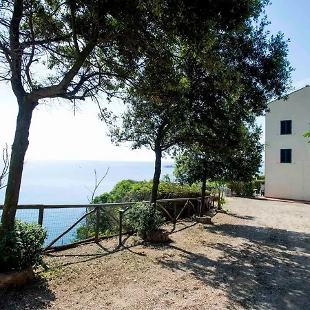 Apartment Residenza La Scogliera Di Rio Albano Rio Marina