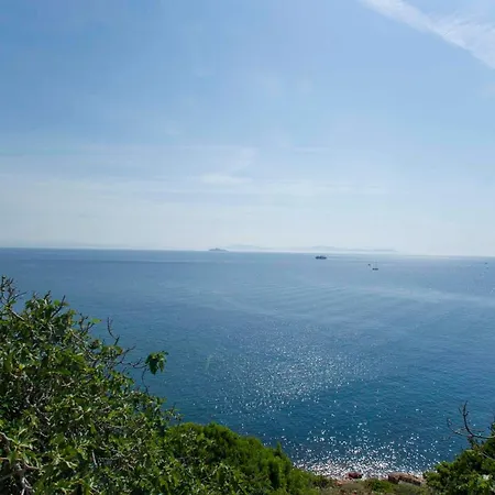 Residenza La Scogliera Di Rio Albano *