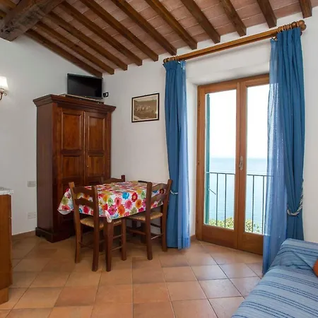 Apartment Residenza La Scogliera Di Rio Albano